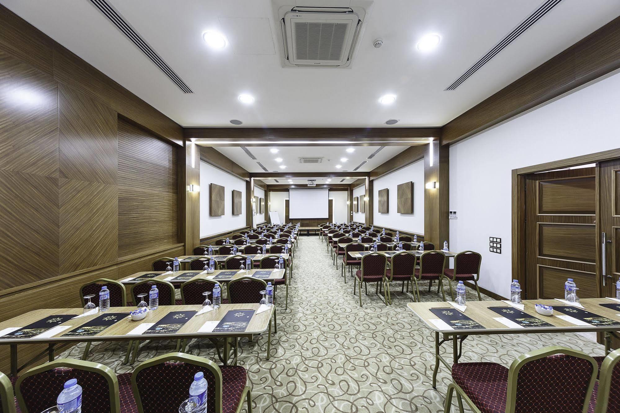 Dilek Kaya Hotel Ürgüp Zewnętrze zdjęcie